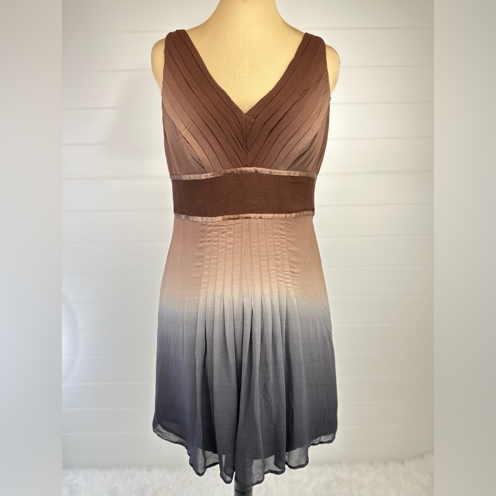 Anne Klein • 100% Silk Pleated Sleeveless Brown to Grey Ombré Midi Dress Sz 14